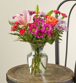 The FTD� Light of my Life� Bouquet